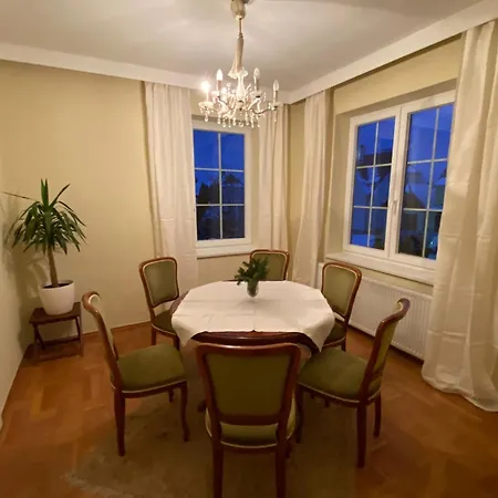 Ferienhaus Ottenschlag بيت للعطل *